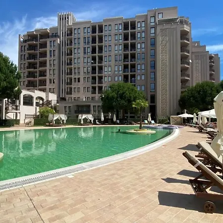 Bratanov Top Apartament *